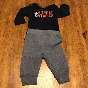 Carter's Halloween outfit